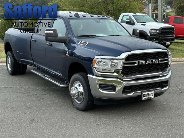 2024 RAM Ram 3500 RAM 3500 TRADESMAN CREW CAB 4X4 8 BOX