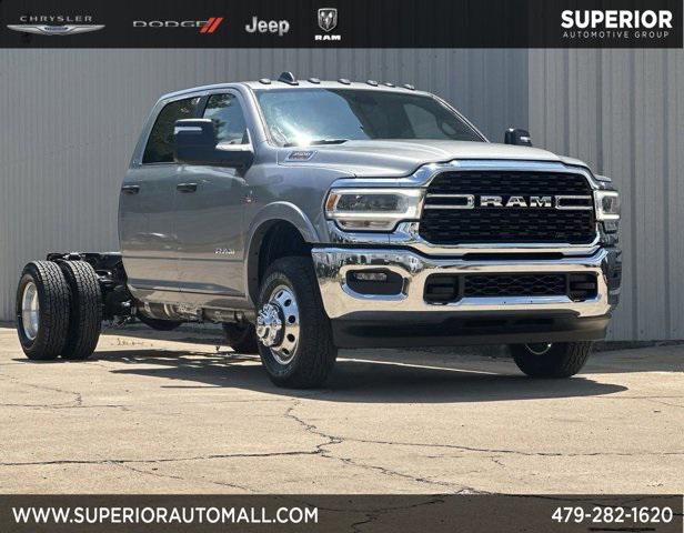 2024 RAM Ram 3500 Chassis Cab RAM 3500 SLT CREW CAB CHASSIS 4X4 60 CA