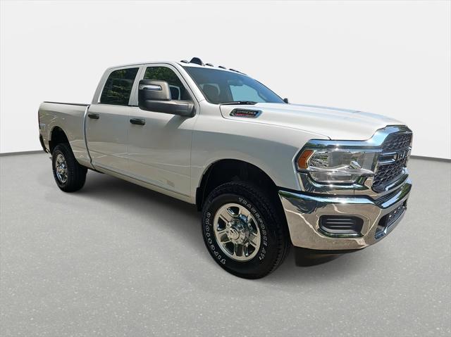 2024 RAM Ram 2500 RAM 2500 TRADESMAN CREW CAB 4X4 64 BOX