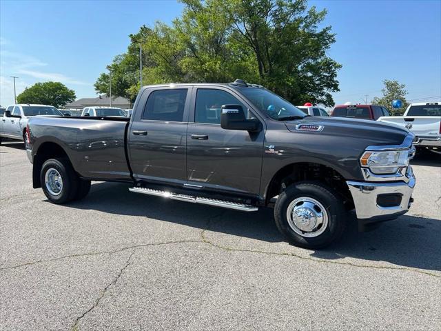 2024 RAM Ram 3500 RAM 3500 TRADESMAN CREW CAB 4X4 8 BOX