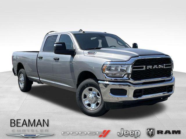 2024 RAM Ram 2500 RAM 2500 TRADESMAN CREW CAB 4X2 8 BOX 2024 RAM Ram 2500 RAM 2500 TRADESMAN CREW CAB 4X2 8 BOX