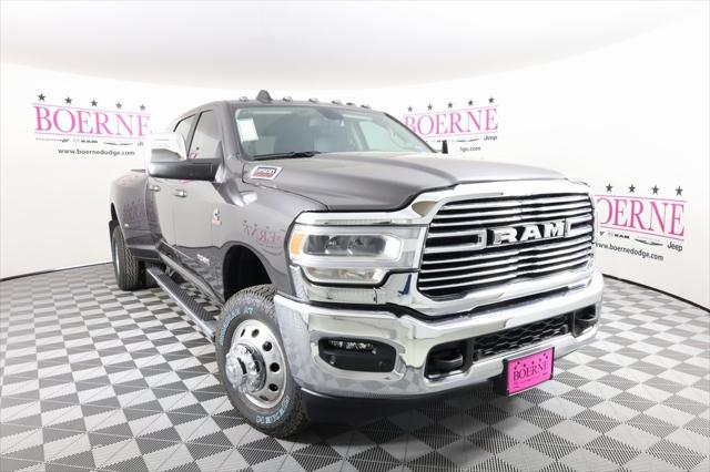 2024 RAM Ram 3500 RAM 3500 LARAMIE MEGA CAB 4X4 64 BOX