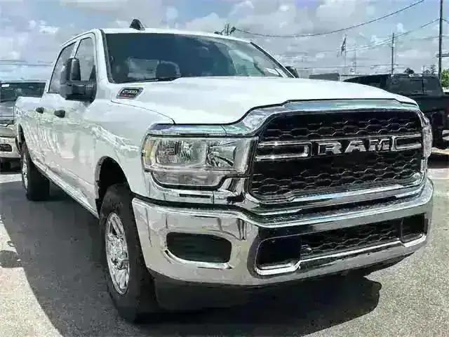 2024 RAM Ram 2500 RAM 2500 TRADESMAN CREW CAB 4X2 8 BOX