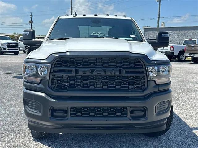 2024 RAM Ram 3500 RAM 3500 TRADESMAN CREW CAB 4X4 8 BOX
