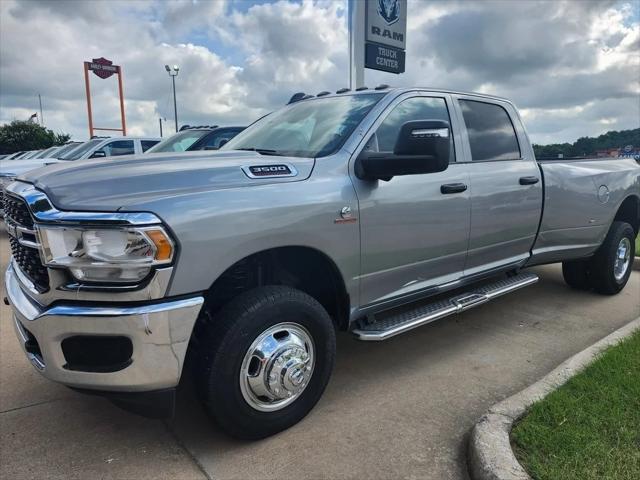 2024 RAM Ram 3500 RAM 3500 TRADESMAN CREW CAB 4X4 8 BOX