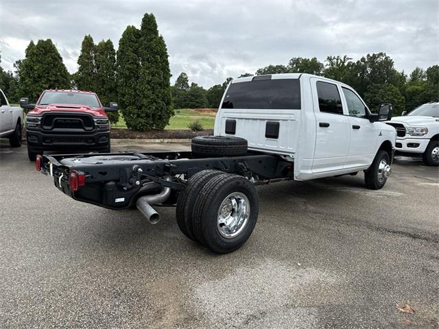 2024 RAM Ram 3500 Chassis Cab RAM 3500 TRADESMAN CREW CAB CHASSIS 4X4 60 CA