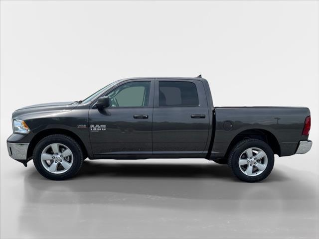 2024 RAM Ram 1500 Classic RAM 1500 CLASSIC TRADESMAN CREW CAB 4X4 57 BOX