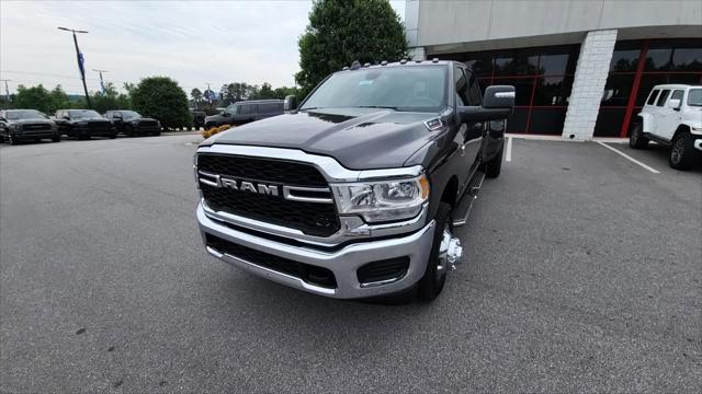 2024 RAM Ram 3500 RAM 3500 TRADESMAN CREW CAB 4X4 8 BOX