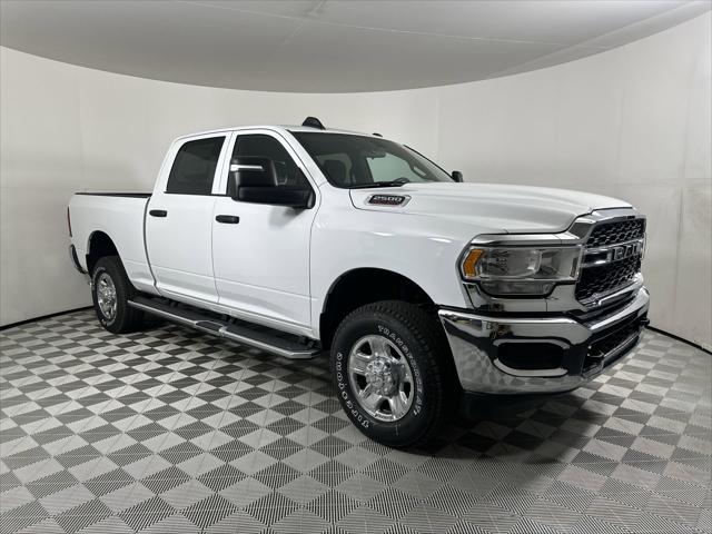 2024 RAM Ram 2500 RAM 2500 TRADESMAN CREW CAB 4X4 64 BOX