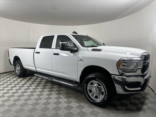 2024 RAM Ram 2500 RAM 2500 TRADESMAN CREW CAB 4X4 8 BOX