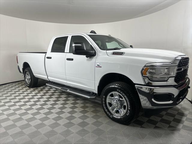 2024 RAM Ram 2500 RAM 2500 TRADESMAN CREW CAB 4X4 8 BOX