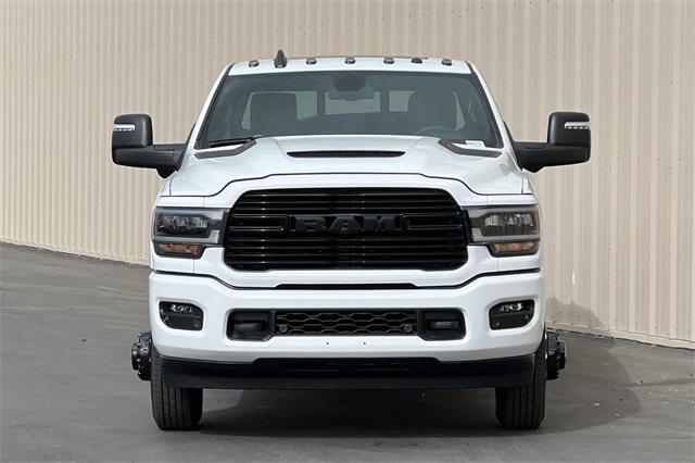 2024 RAM Ram 3500 RAM 3500 LARAMIE CREW CAB 4X4 8 BOX