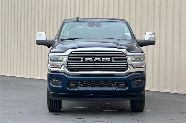 2024 RAM Ram 3500 RAM 3500 LARAMIE CREW CAB 4X4 64 BOX