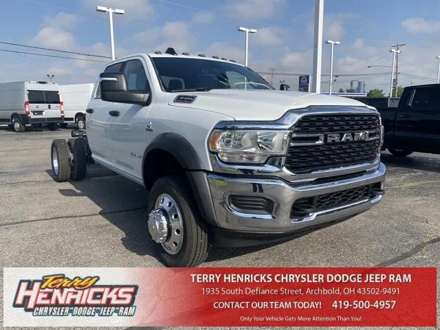 2024 RAM Ram 4500 Chassis Cab RAM 4500 SLT CHASSIS CREW CAB 4X4 60 CA 2024 RAM Ram 4500 Chassis Cab RAM 4500 SLT CHASSIS CREW CAB 4X4 60 CA