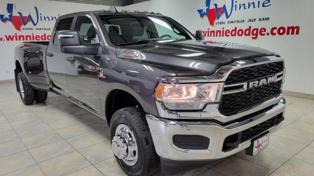 2024 RAM Ram 3500 RAM 3500 TRADESMAN CREW CAB 4X4 8 BOX