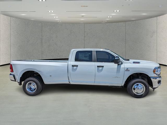 2024 RAM Ram 3500 RAM 3500 BIG HORN CREW CAB 4X4 8 BOX