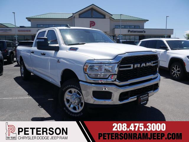 2024 RAM Ram 3500 RAM 3500 TRADESMAN CREW CAB 4X4 8 BOX