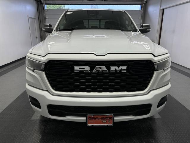 2025 RAM Ram 1500 RAM 1500 LONE STAR CREW CAB 4X2 57 BOX