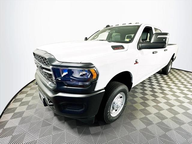 2024 RAM Ram 2500 RAM 2500 TRADESMAN CREW CAB 4X4 8 BOX