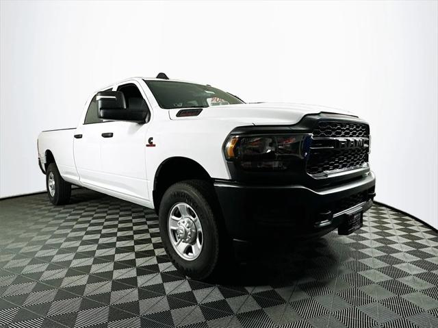 2024 RAM Ram 3500 RAM 3500 TRADESMAN CREW CAB 4X4 8 BOX