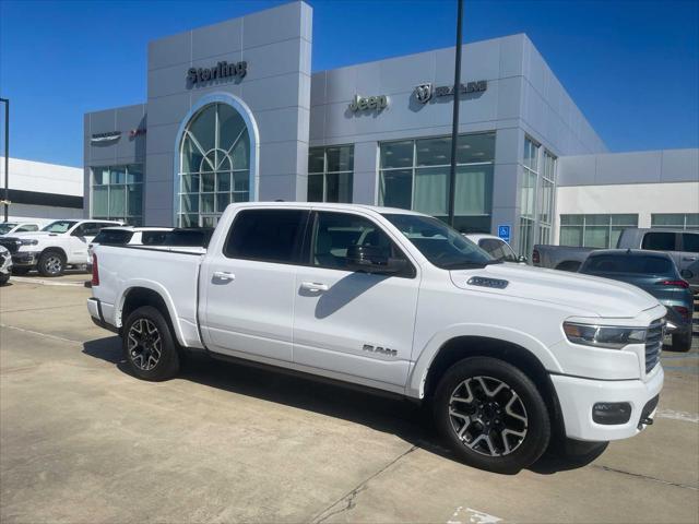 2025 RAM Ram 1500 RAM 1500 LARAMIE CREW CAB 4X4 57 BOX