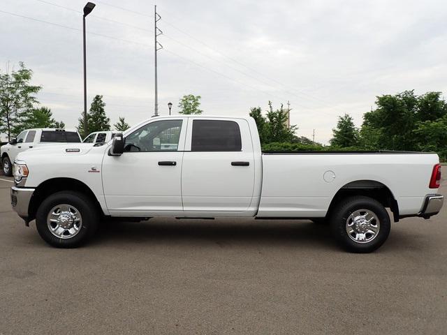 2024 RAM Ram 3500 RAM 3500 TRADESMAN CREW CAB 4X4 8 BOX