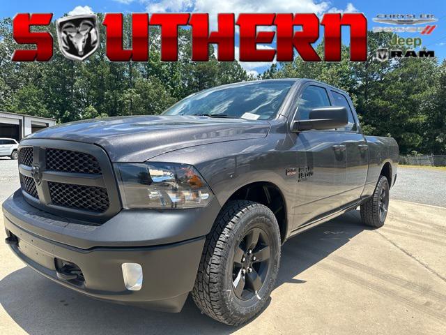 2024 RAM Ram 1500 Classic RAM 1500 CLASSIC TRADESMAN QUAD CAB 4X4 64 BOX