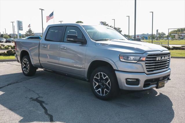 2025 RAM Ram 1500 RAM 1500 LARAMIE CREW CAB 4X4 64 BOX