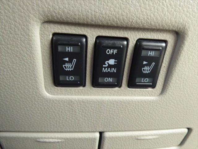 2014 Nissan Quest LE