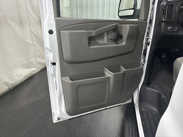 2020 Chevrolet Express Passenger RWD 3500 Extended Wheelbase LT