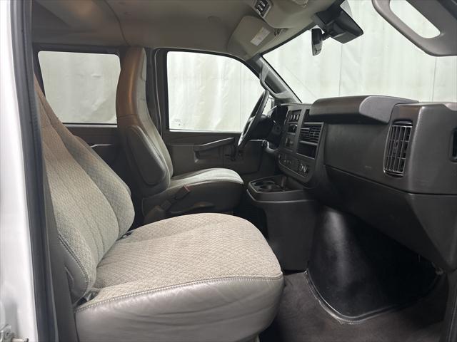 2020 Chevrolet Express Passenger RWD 3500 Extended Wheelbase LT