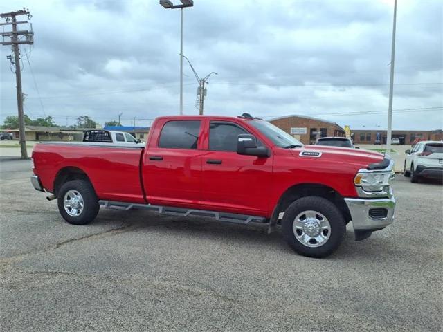 2023 RAM 2500 Tradesman Crew Cab 4x4 8 Box