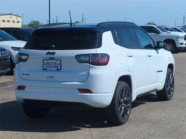 2024 Jeep Compass COMPASS LIMITED 4X4