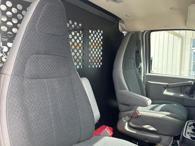 2021 GMC Savana Cargo RWD 2500 Regular Wheelbase Work Van