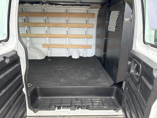 2021 GMC Savana Cargo RWD 2500 Regular Wheelbase Work Van