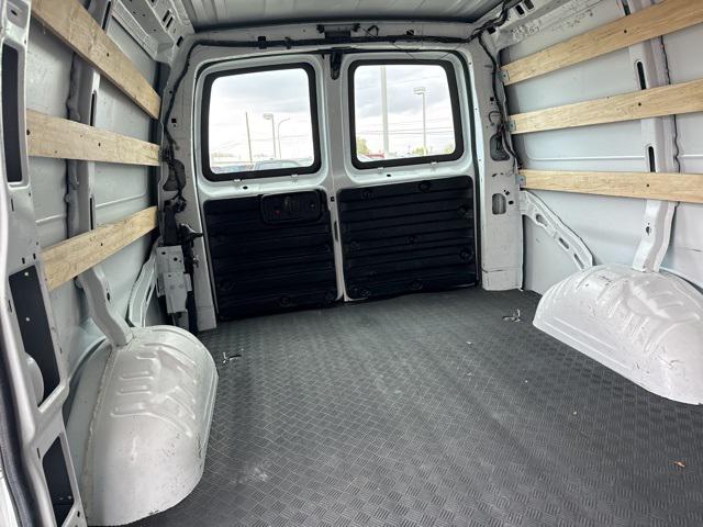 2021 GMC Savana Cargo RWD 2500 Regular Wheelbase Work Van