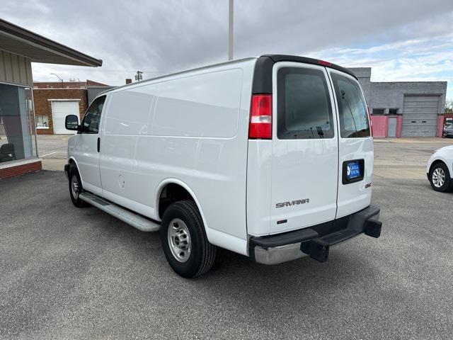 2022 GMC Savana Cargo RWD 2500 Regular Wheelbase Work Van