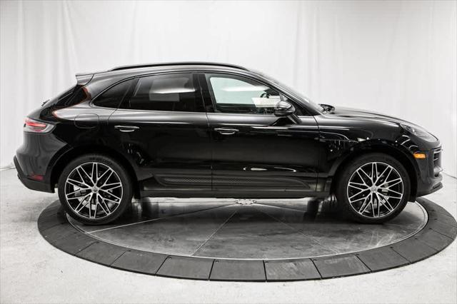 2024 Porsche Macan AWD