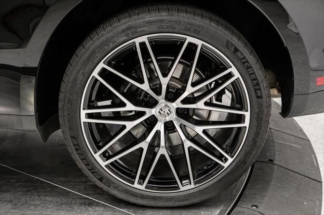 2024 Porsche Macan AWD