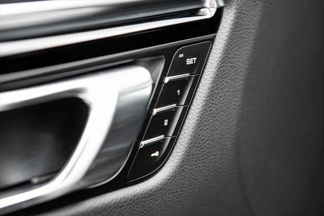 2024 Porsche Macan AWD