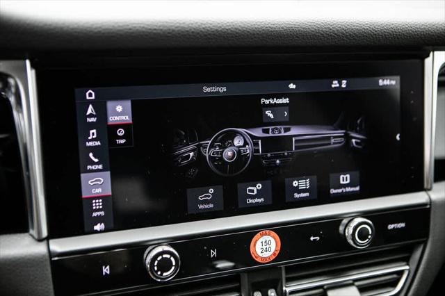 2024 Porsche Macan AWD