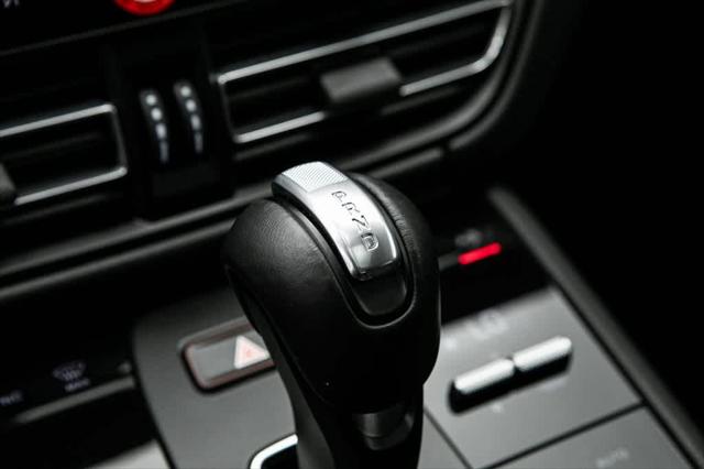 2024 Porsche Macan AWD