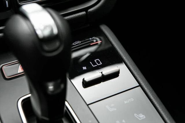 2024 Porsche Macan AWD