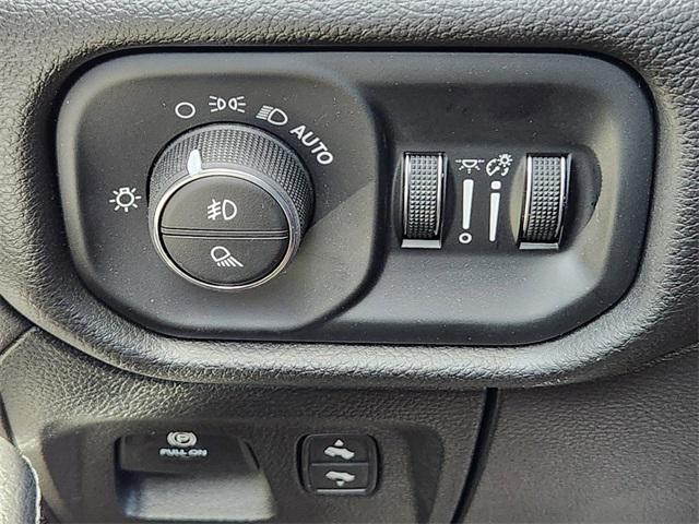 2025 Ram 1500 Laramie Crew Cab 4x4 5'7" Box