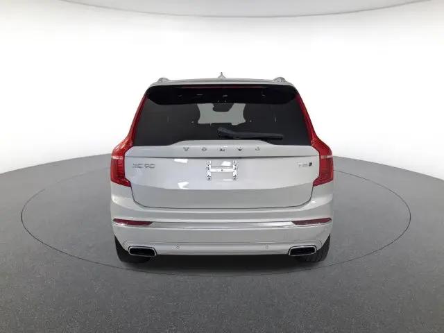 2021 Volvo XC90 T6 Inscription 7 Passenger