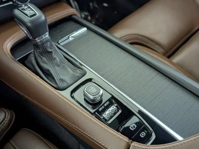 2021 Volvo XC90 T6 Inscription 7 Passenger