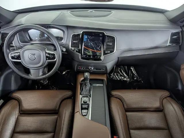 2021 Volvo XC90 T6 Inscription 7 Passenger