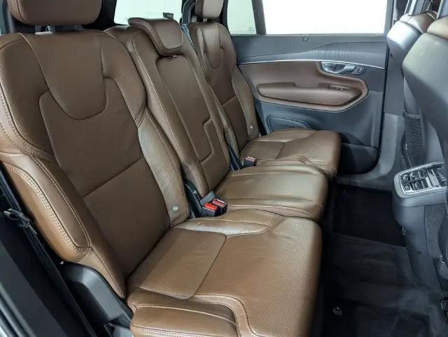 2021 Volvo XC90 T6 Inscription 7 Passenger