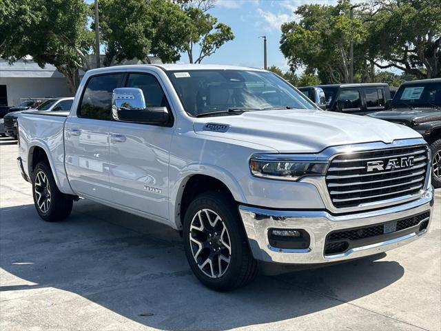 2025 RAM Ram 1500 RAM 1500 LARAMIE CREW CAB 4X4 57 BOX