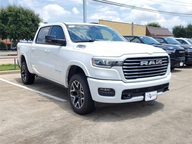 2025 RAM Ram 1500 RAM 1500 LARAMIE CREW CAB 4X4 57 BOX